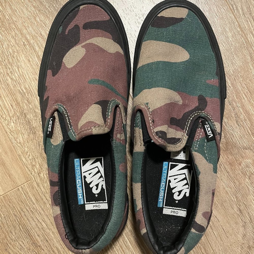 Vans Slip-On Pro Camo Black UltraCush HD Sneakers Women’s 7